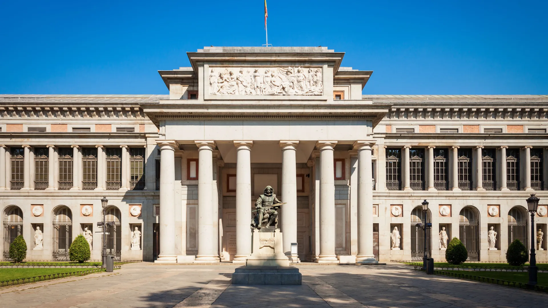 Eingangsbereich des Museo del Prado in Madrid