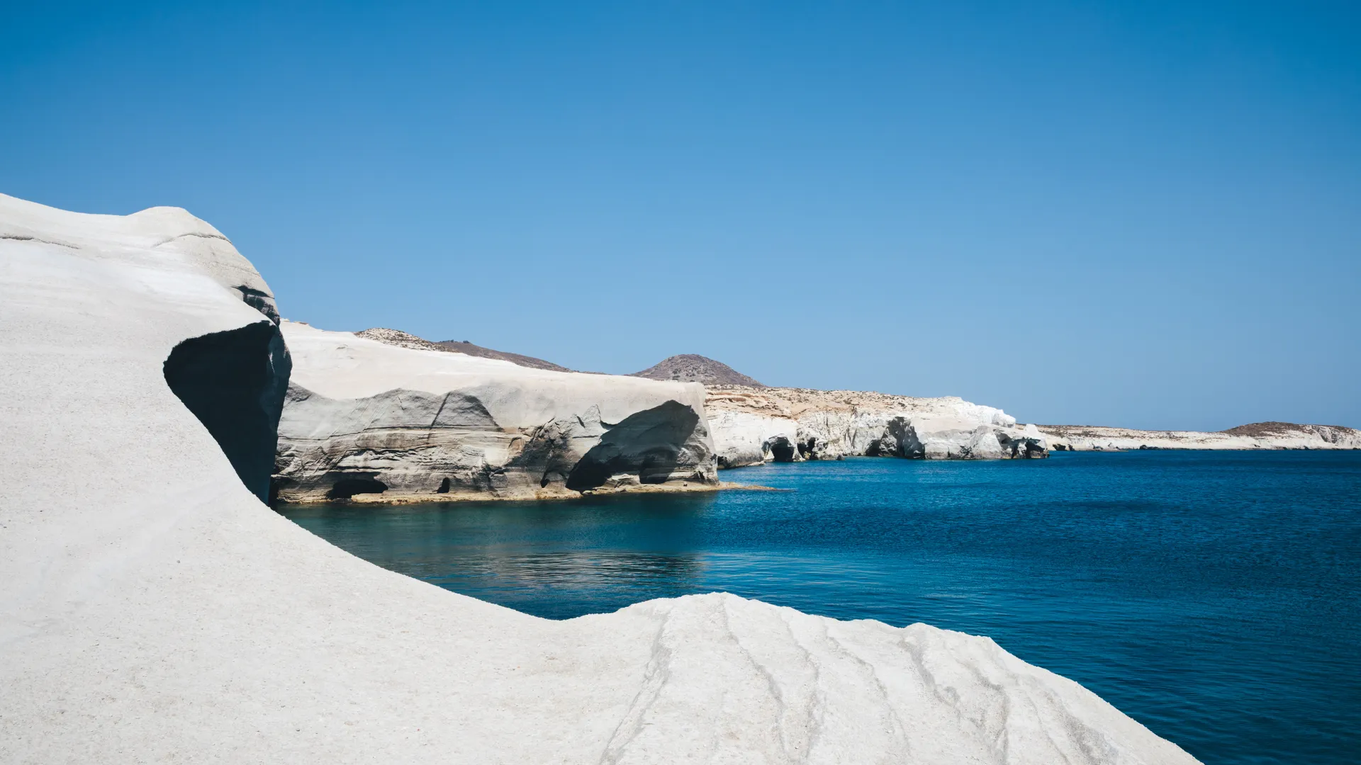 Die spektakulären weißen Felsen von Sarakiniko auf Milos