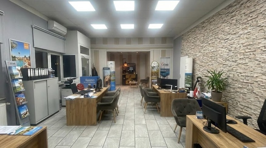 Star Reisen Reisebüro Innenansicht